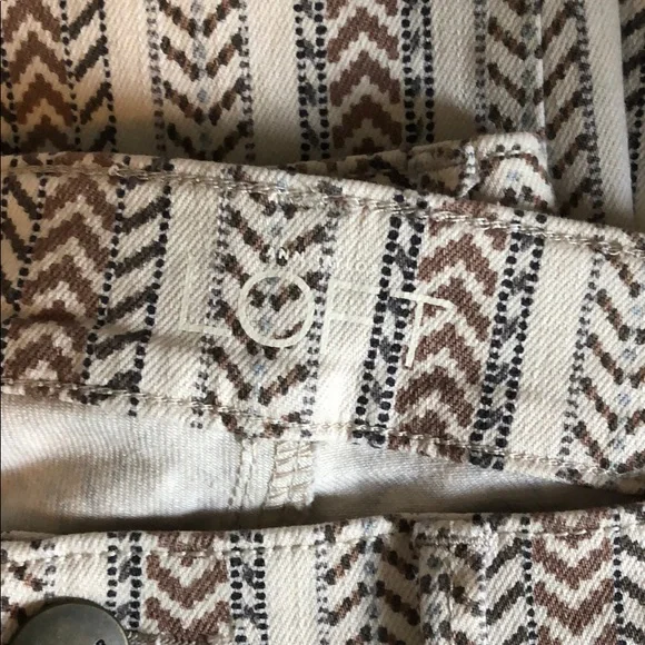 LOFT Brown and Cream Patterned Cropped Pants - Picture 4 of 5